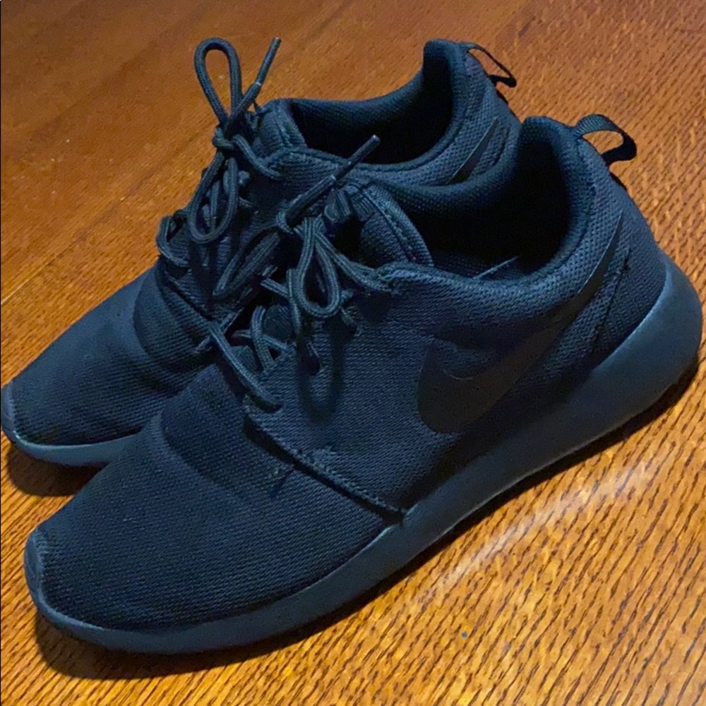 Women’s Nike Roshe